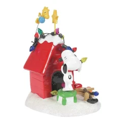 Department 56 Peanuts Village<Getting Ready For Christmas